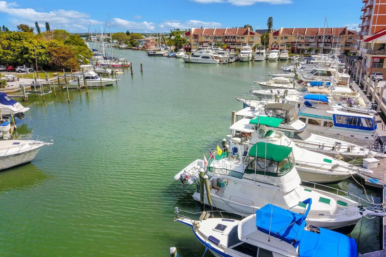 Ferienwohnung Bay Front Oasis St. Pete Beach Exterior foto